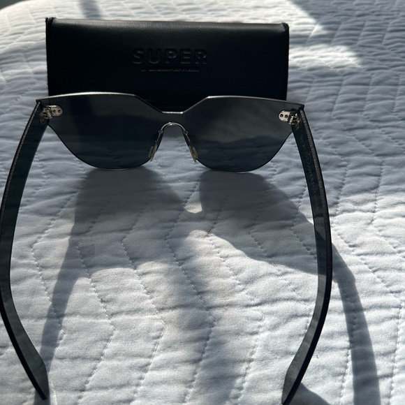 RetroSuperFuture Tuttolente Zizza Rimless Single Bridge Black Shades main image 4